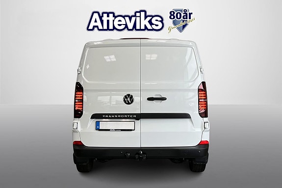 Volkswagen Transporter 3 of 5