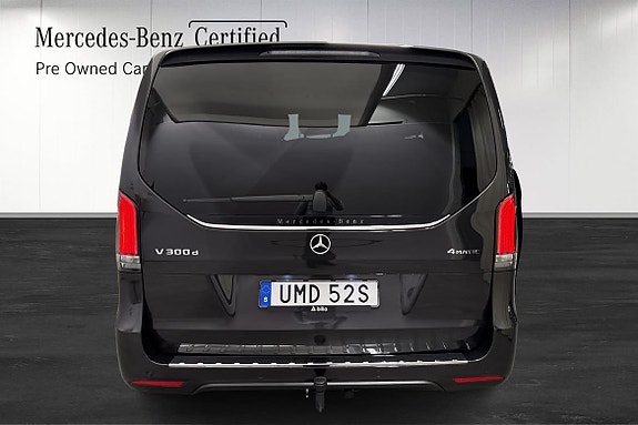 Mercedes-Benz V300 d 16 of 23