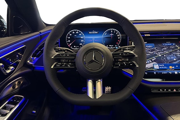 Mercedes-Benz E300 de 12 of 28