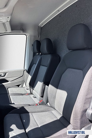 Volkswagen Crafter 11 of 20