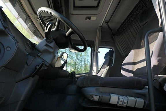 Scania Före detta militär R144GB8x2NA460 5 of 6