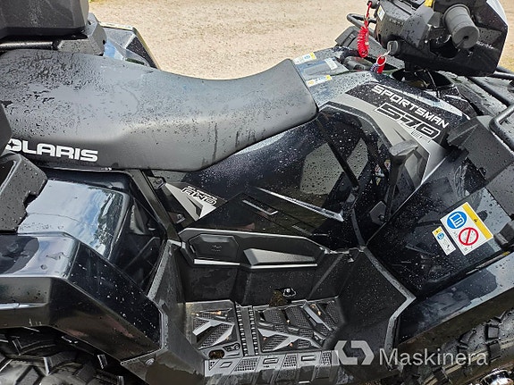 Polaris Sportsman 570 EPS LE T3B 9 of 25