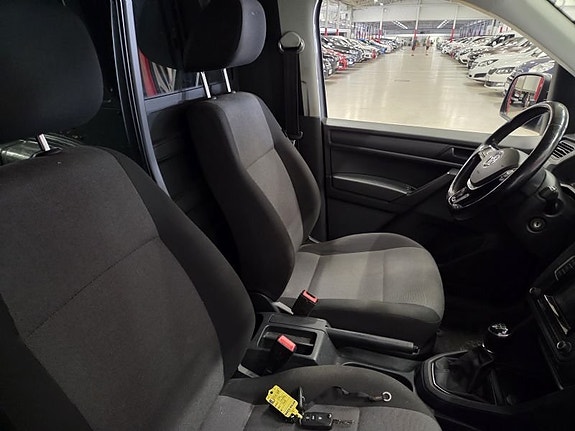 Volkswagen Caddy 4 of 5