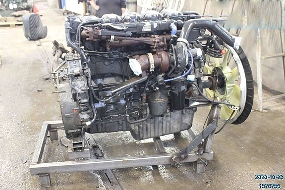Scania P 230 LB 2 of 4