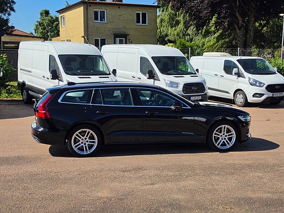 Volvo V60 4 of 18