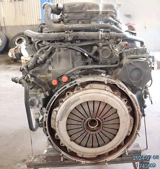 Scania P 360 4 of 4