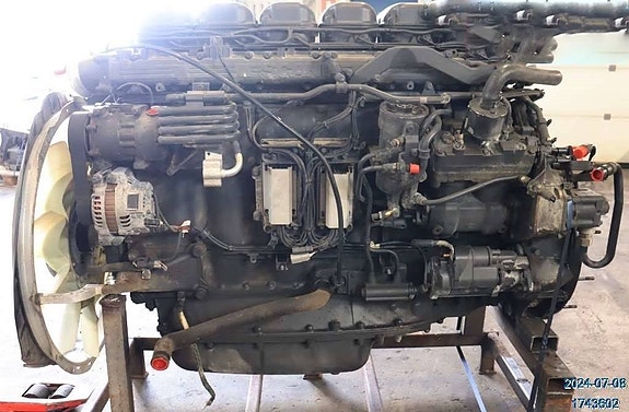 Scania P 360 2 of 4