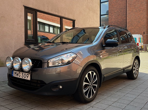 Nissan Qashqai+2 3 of 5
