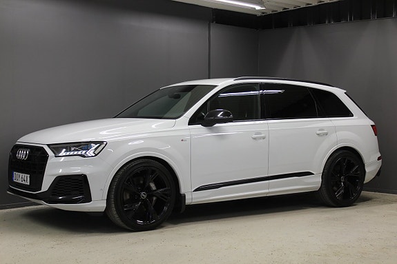 Audi Q7 9 of 13