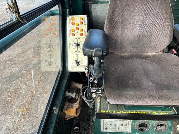 Scania G 420 CB 14 of 20