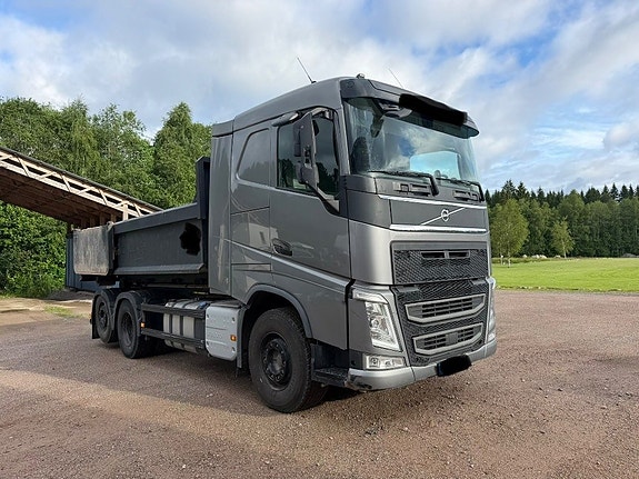 Volvo FH 12 460 2 of 13