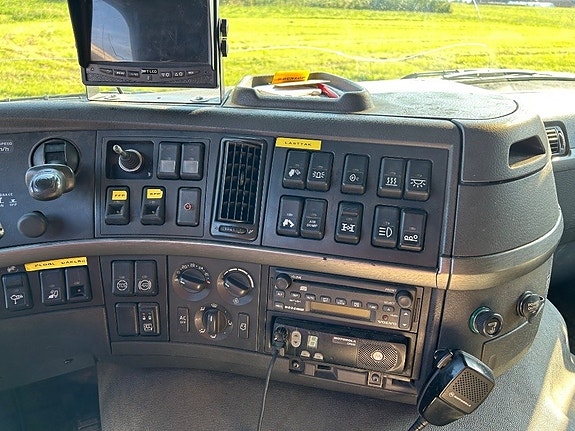 Volvo FM 12 460 24 of 24