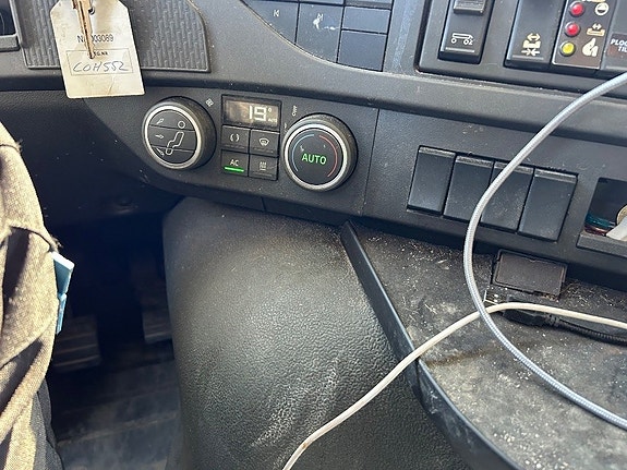 Volvo FMX 510 23 of 24