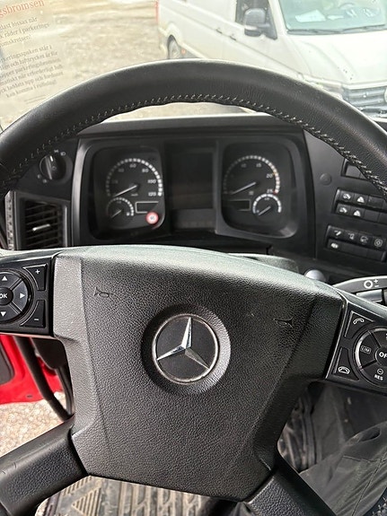 Mercedes-Benz 2540 10 of 13