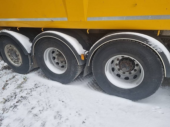 Scania R 560 LB 8X4 15 of 24