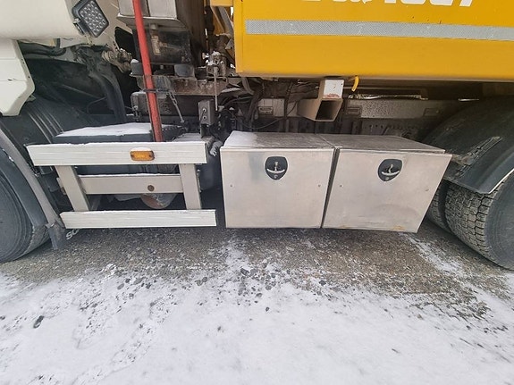 Scania R 560 LB 8X4 20 of 24