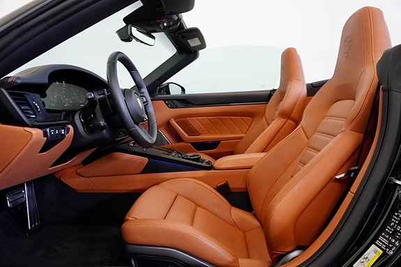 Porsche 911 Carrera 23 of 26