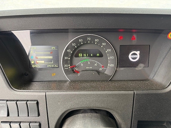 Volvo FM 420 12 of 12