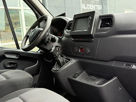 Renault Master 13 of 17