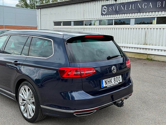 Volkswagen Passat 7 of 26