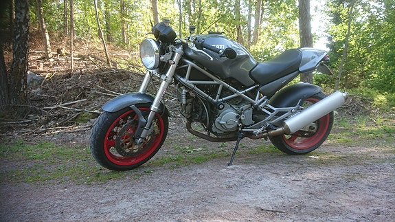 Ducati Monster 1000S 4 of 5