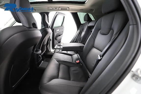 Volvo XC60 9 of 24