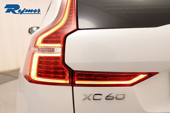 Volvo XC60 15 of 24