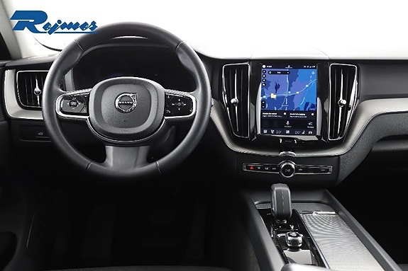 Volvo XC60 4 of 24