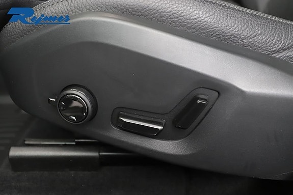 Volvo XC60 7 of 24