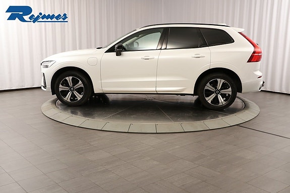 Volvo XC60 8 of 24