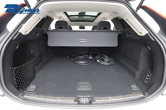 Volvo XC60 18 of 24