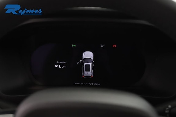 Volvo XC40 10 of 30