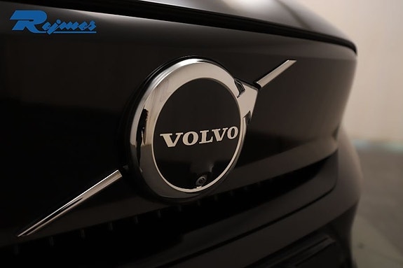 Volvo XC40 18 of 30