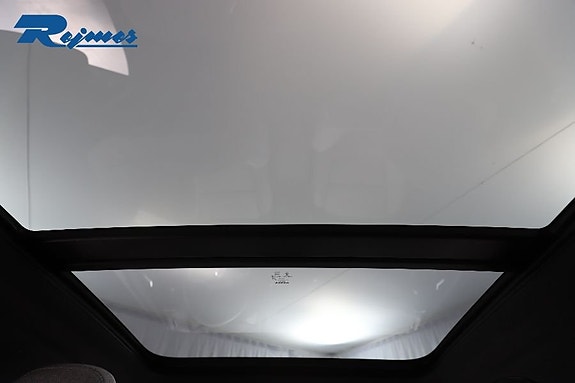 Volvo XC40 7 of 30