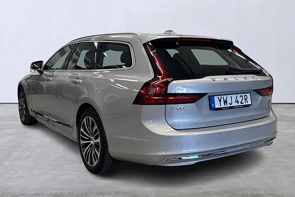 Volvo V90 4 of 22