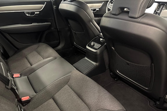 Volvo V90 11 of 22