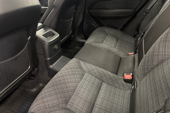 Volvo XC60 12 of 24