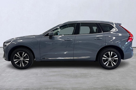Volvo XC60 2 of 24