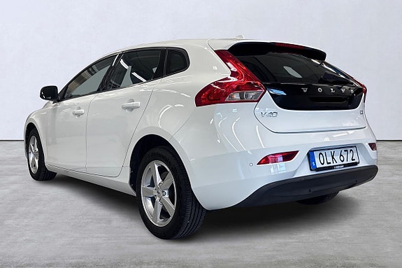 Volvo V40 4 of 5