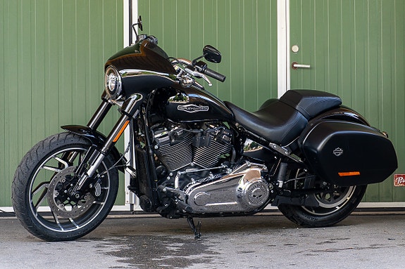 Harley-Davidson SPORT GLIDE 3 of 5