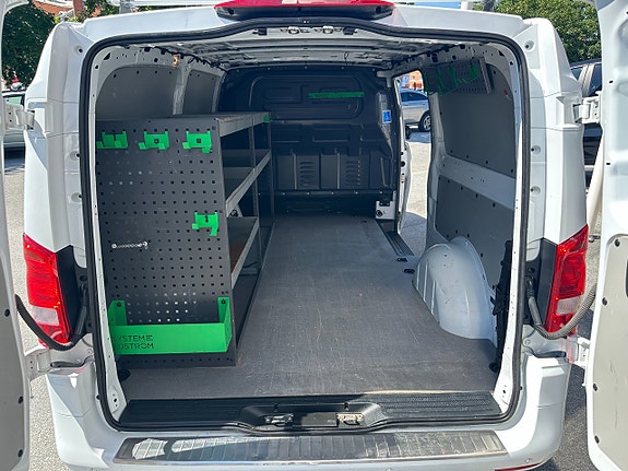 Mercedes-Benz Vito 119 8 of 13