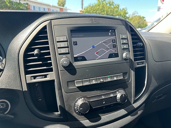 Mercedes-Benz Vito 119 12 of 13