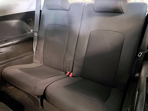 Chevrolet Orlando 13 of 23