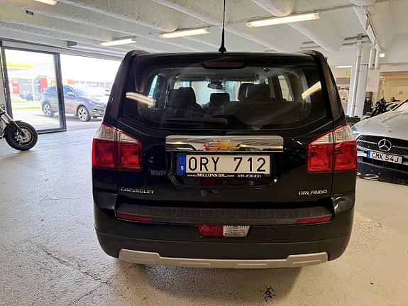Chevrolet Orlando 8 of 23