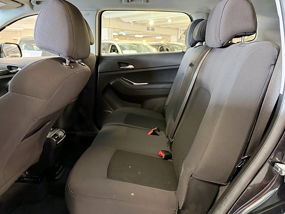 Chevrolet Orlando 12 of 23