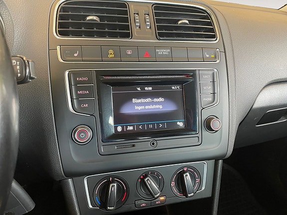 Volkswagen Polo 17 of 22