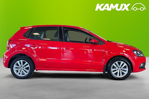 Volkswagen Polo 2 of 5
