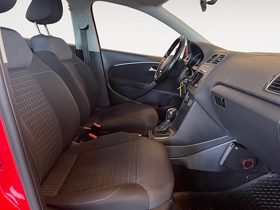 Volkswagen Polo 15 of 22
