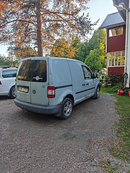 Volkswagen Caddy 2 of 2