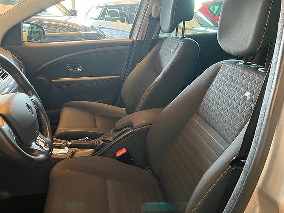 Renault Megane 11 of 17